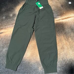 Halara Women’s Olive Green Active Joggers Sz S Nylon Elastane PLAY IT MY WAY NWT